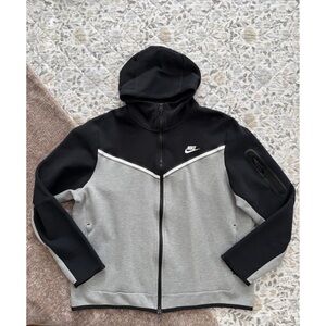 Nike Sportswear Tech Full-Zip Hoodie - XL - EUC!